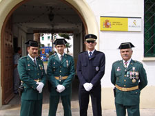 La forma manejo Fértil Veintepies :: La unidad de la Guardia Civil del puerto de Valencia  conmemora la festividad de El Pilar